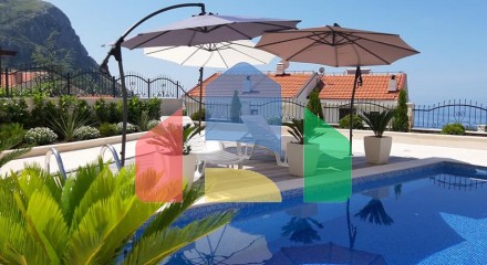 Villa with pool in Blizikuce