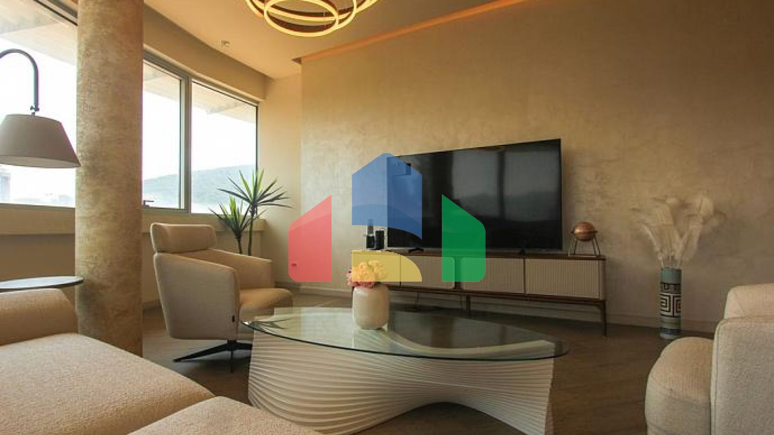 Просторные квартиры в центре Будвы