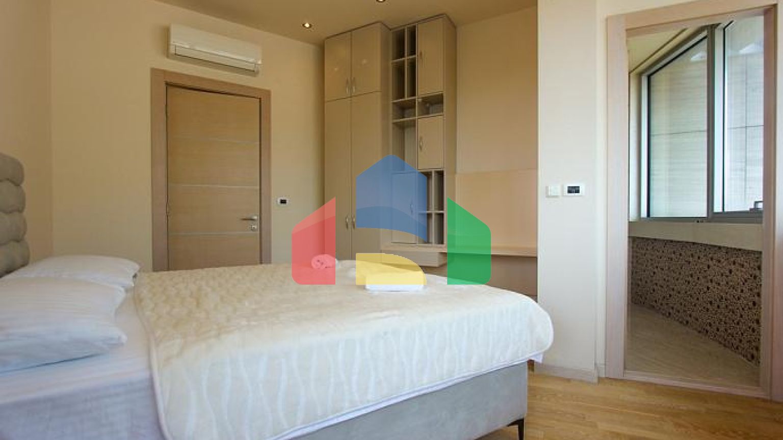 Просторные квартиры в центре Будвы