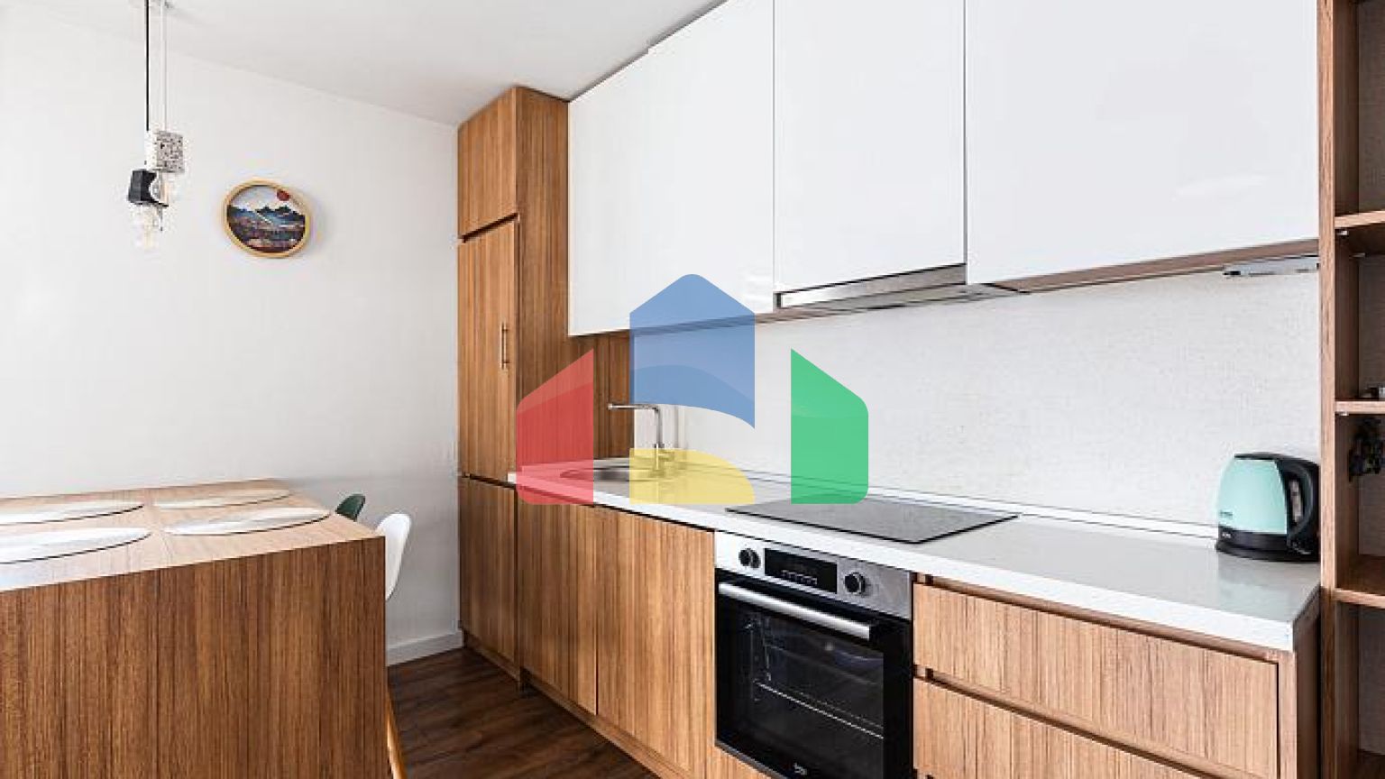 Современная однокомнатная квартира в городской среде – Идеально для комфортного проживания