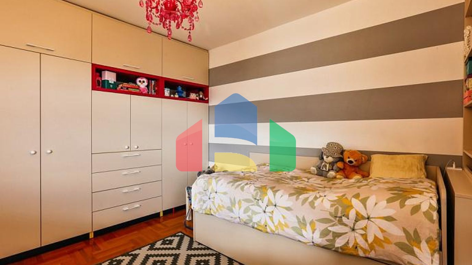 Роскошная квартира-дюплекс в Будве