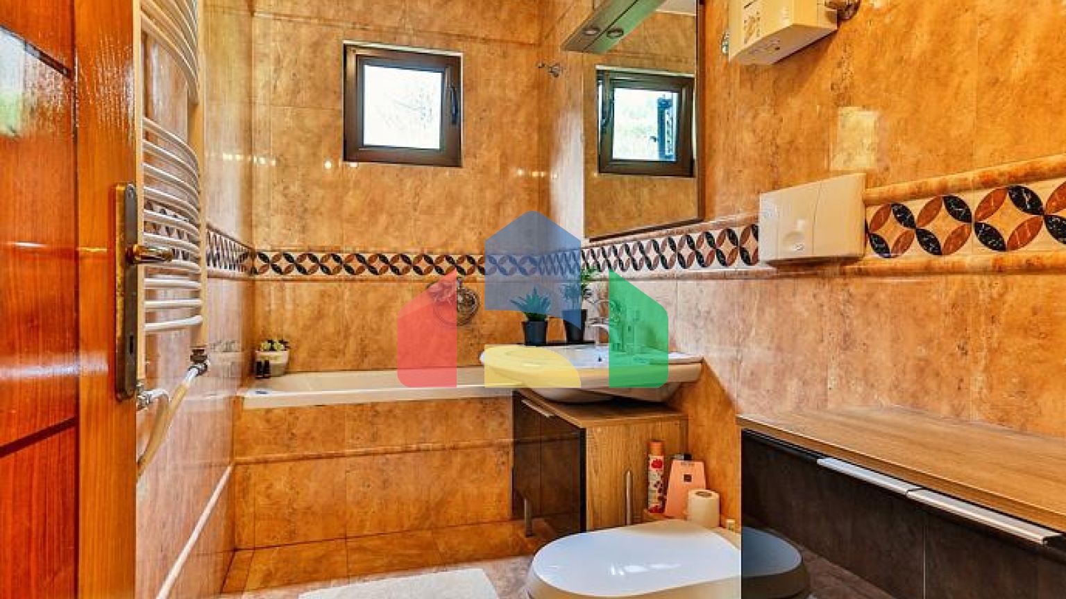 Роскошная квартира-дюплекс в Будве