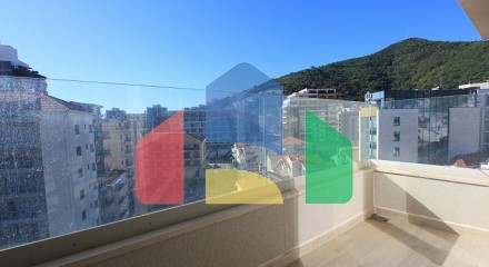 Penthouse in Budva with amazing view