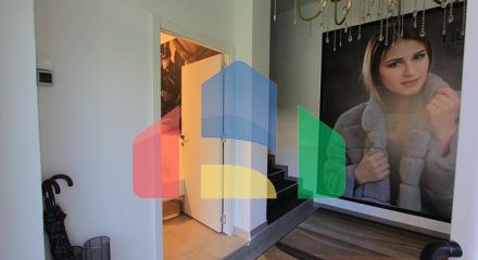 Коммерческое помещение в отличном месте в Будве