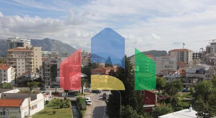 Просторная квартира в центре Будвы Просторная квартира в центре Будвы