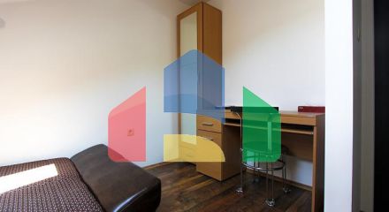 На продажу просторная квартира в Будве с видом на город