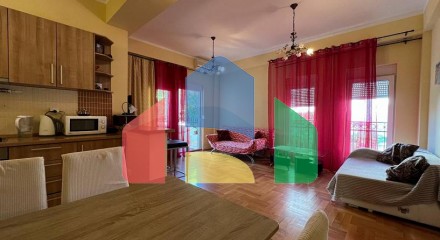 Apartment with two bedrooms in a house with a pool in Budva