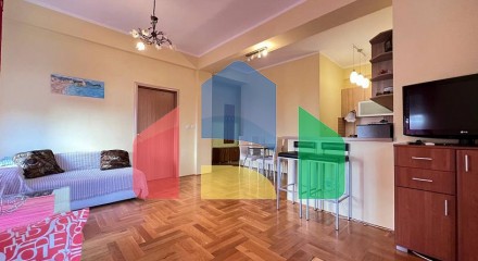 Apartment with two bedrooms in a house with a pool in Budva