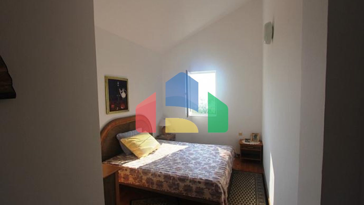 Две квартиры на втором этаже