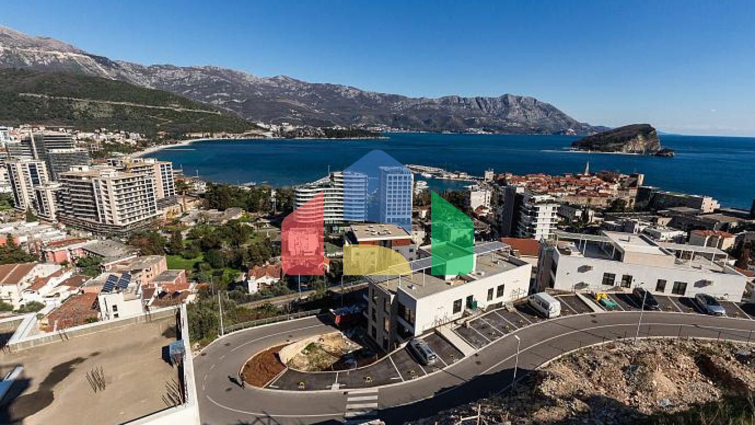 Светлая квартира с видом на море в Будве
