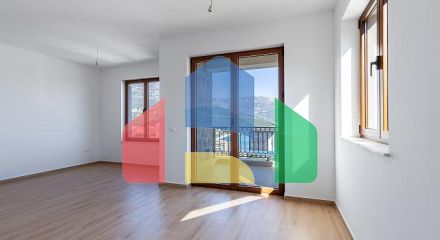 Светлая квартира с видом на море в Будве Светлая квартира с видом на море в Будве