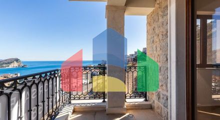 Светлая квартира с видом на море в Будве Светлая квартира с видом на море в Будве