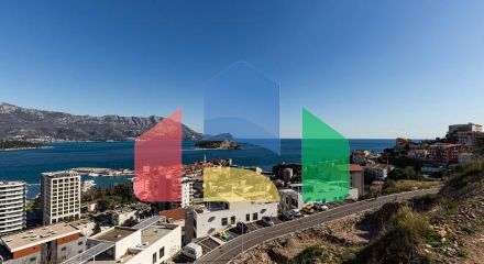 Светлая квартира с видом на море в Будве Светлая квартира с видом на море в Будве