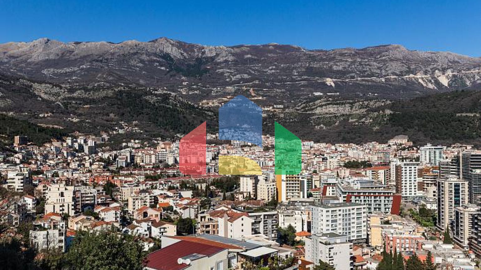 Светлая квартира с видом на море в Будве