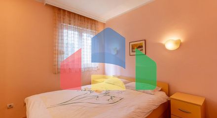 Квартира 80 м² с двумя спальными комнатами в Будве с участком Квартира 80 м² с двумя спальными комнатами в Будве с участком