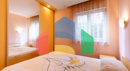 Квартира 80 м² с двумя спальными комнатами в Будве с участком Квартира 80 м² с двумя спальными комнатами в Будве с участком