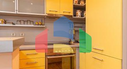 Квартира 80 м² с двумя спальными комнатами в Будве с участком Квартира 80 м² с двумя спальными комнатами в Будве с участком