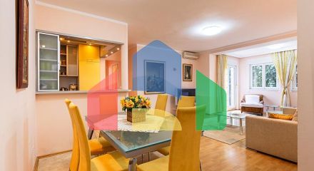 Квартира 80 м² с двумя спальными комнатами в Будве с участком Квартира 80 м² с двумя спальными комнатами в Будве с участком