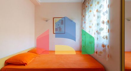 Квартира 80 м² с двумя спальными комнатами в Будве с участком Квартира 80 м² с двумя спальными комнатами в Будве с участком