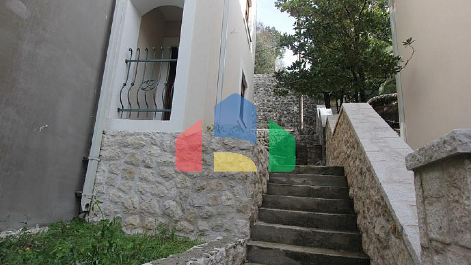 Новый дом в Бечичи