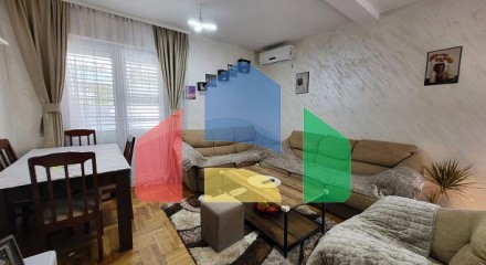 Apartment with a spacious terrace in a quiet location in Budva