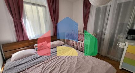 Apartment with a spacious terrace in a quiet location in Budva
