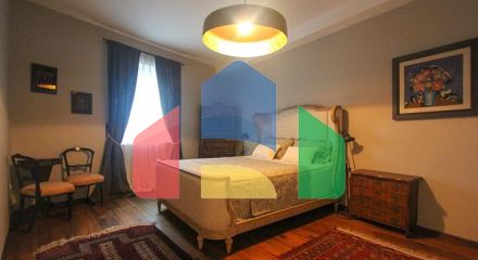 Очаровательная двухуровневая квартира в самом сердце старого города Будвы Очаровательная двухуровневая квартира в самом сердце старого города Будвы