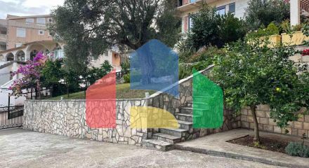 Mini hotel with apartments in Buljarica just 5 minutes walk from the beach!