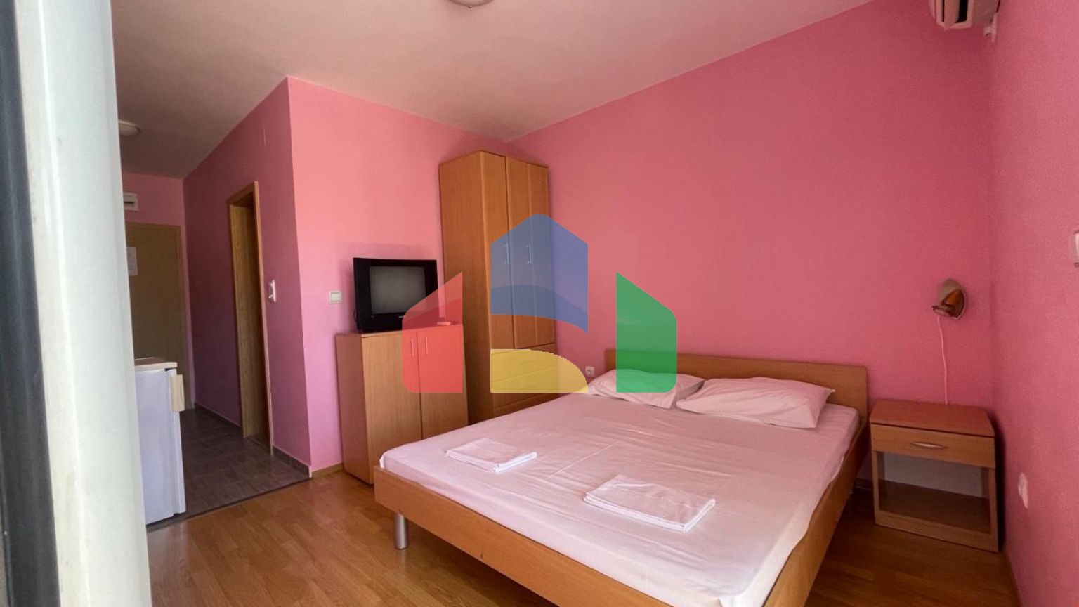 Мини отель с апартаментами в Булярице всего в 5 минутах ходьбы от пляжа!