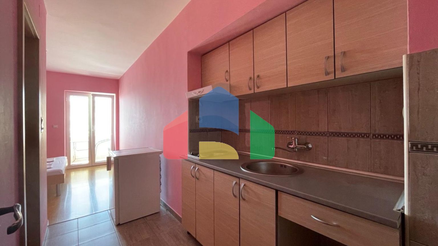 Мини отель с апартаментами в Булярице всего в 5 минутах ходьбы от пляжа!