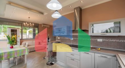 Дом с бассейном в Булярице с панорамным видом.