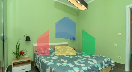 Дом с бассейном в Булярице с панорамным видом.