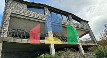 Мотель на берегу реки Зета (Подгорица-Даниловград)