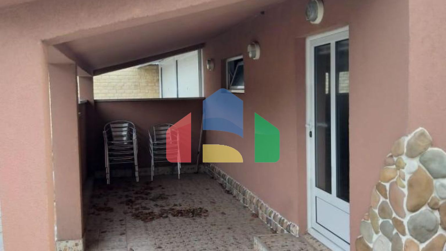 Дом с участком в Даниловграде