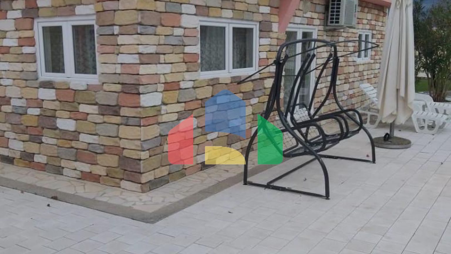 Дом с участком в Даниловграде