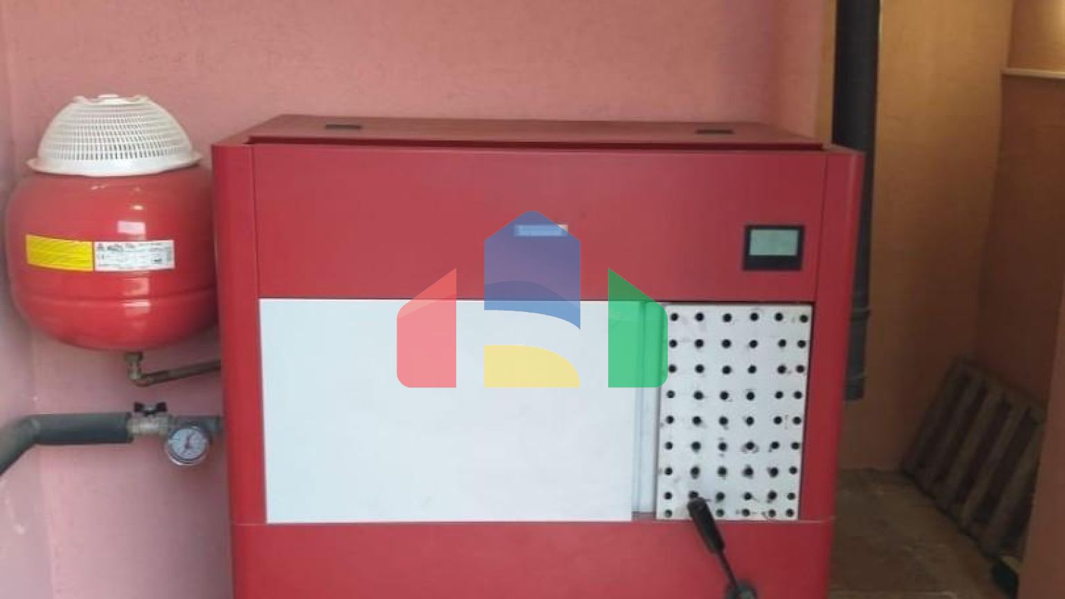 Дом с участком в Даниловграде