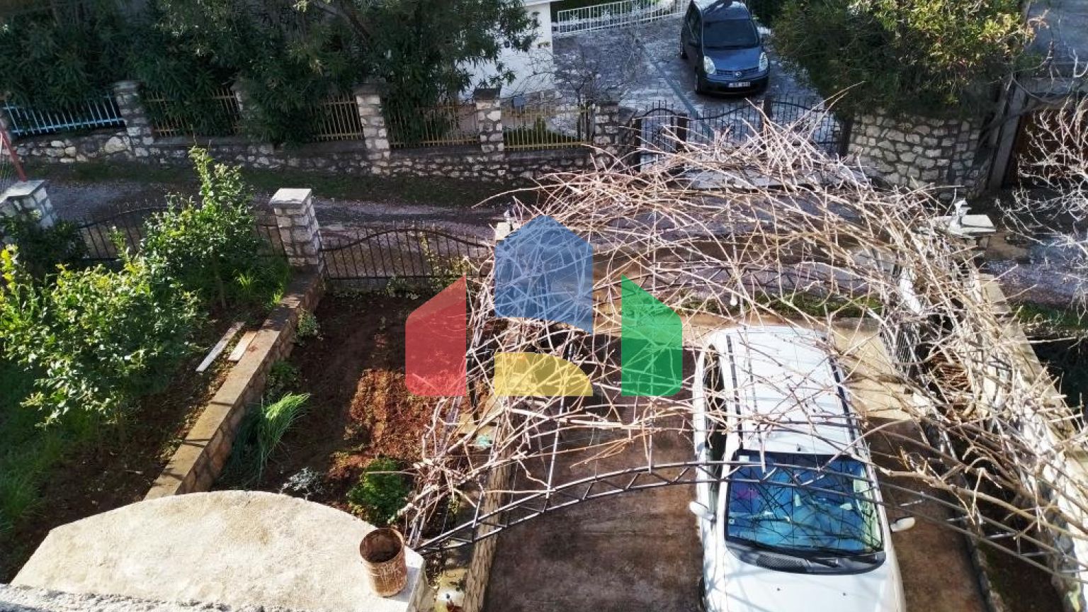 Дом в стадии строительства в Добра Вода