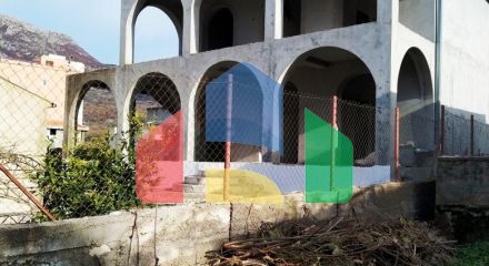 Дом в стадии строительства в Добра Вода