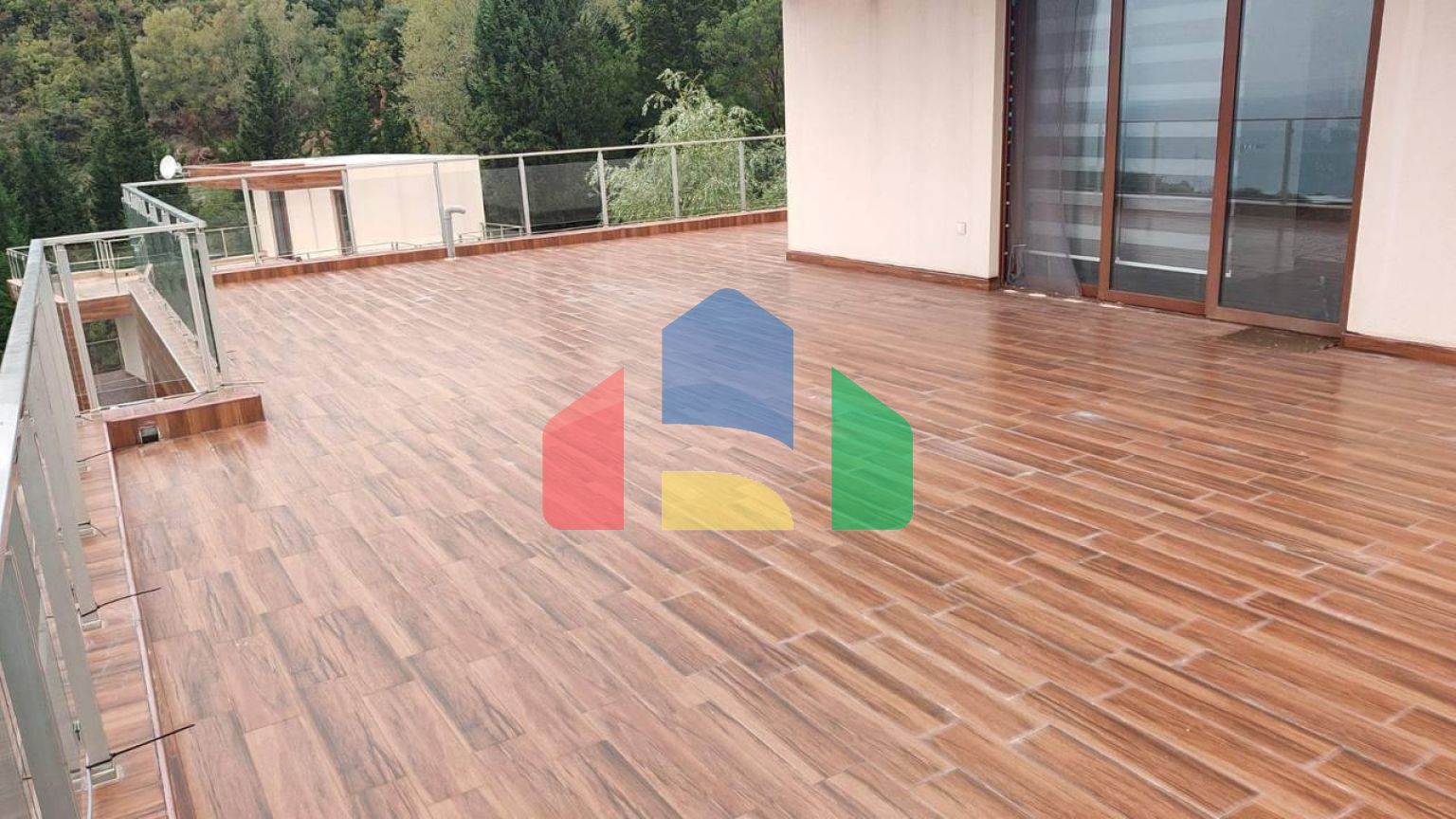 Вилла в Добра Вода на большом участке