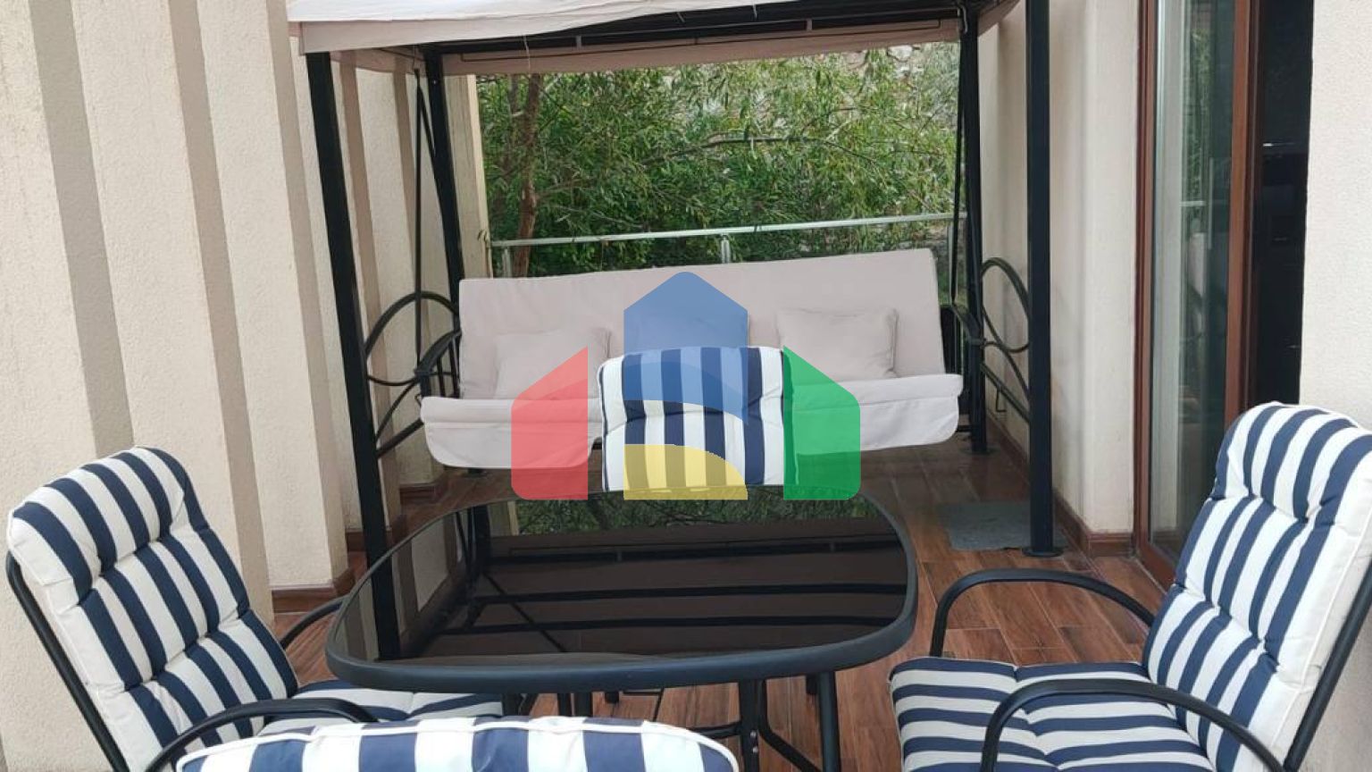 Вилла в Добра Вода на большом участке