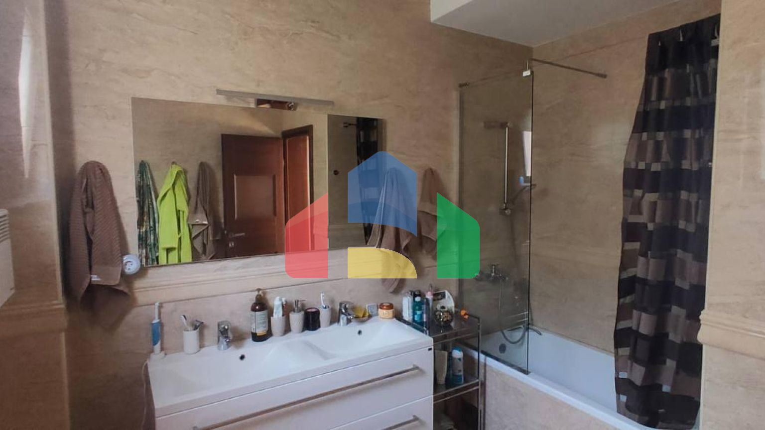 Вилла в Добра Вода на большом участке