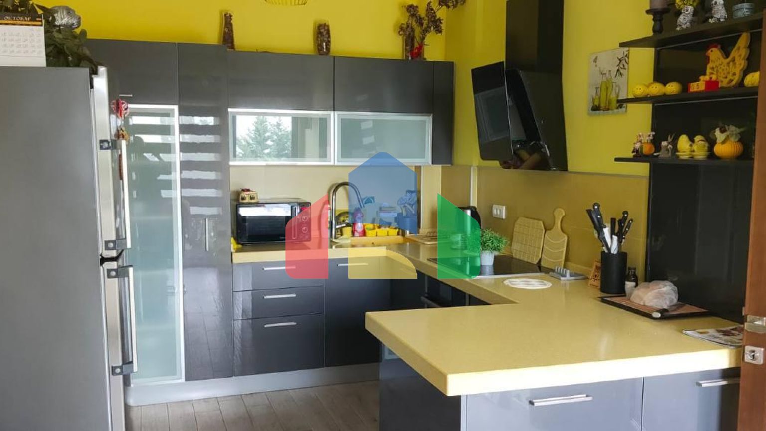 Вилла в Добра Вода на большом участке