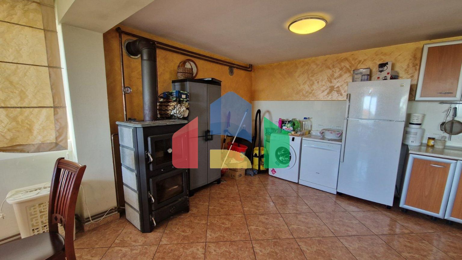 Четырехэтажный семейный дом с потрясающим видом на морев Добра Вода