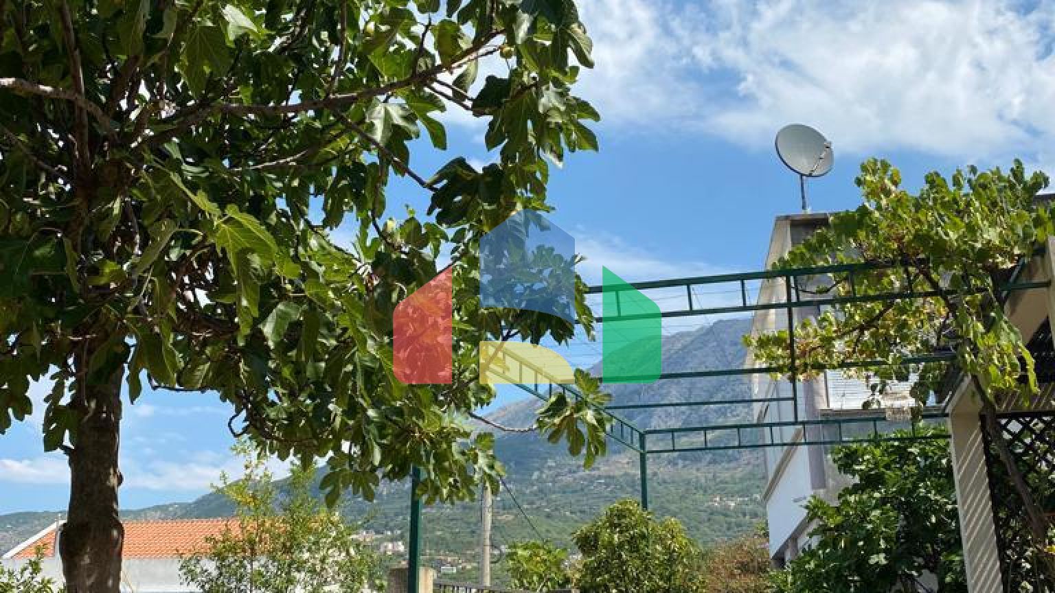 Дом в курортной зоне Добры Воды