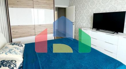 Apartment in a complex with a swimming pool on the first line of the sea, Dobra Voda.