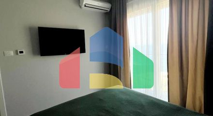 Квартира  в комплексе с бассейном на первой линии моря, Добра Вода.