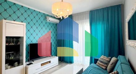 Квартира  в комплексе с бассейном на первой линии моря, Добра Вода.