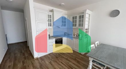 Эксклюзивный апартамент с двумя спальнями на 1 линии моря- работающий бизнес!