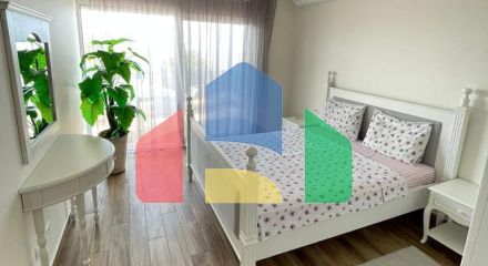 Эксклюзивный апартамент с двумя спальнями на 1 линии моря- работающий бизнес!