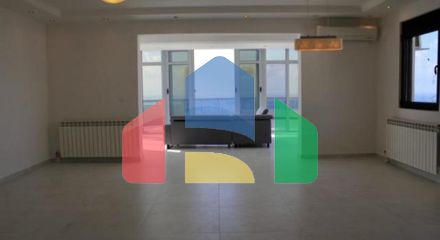 Большой пентхаус в Добры Воды с 3 спальнями и видом на море в комплексе с бассейном. Большой пентхаус в Добры Воды с 3 спальнями и видом на море в комплексе с бассейном.